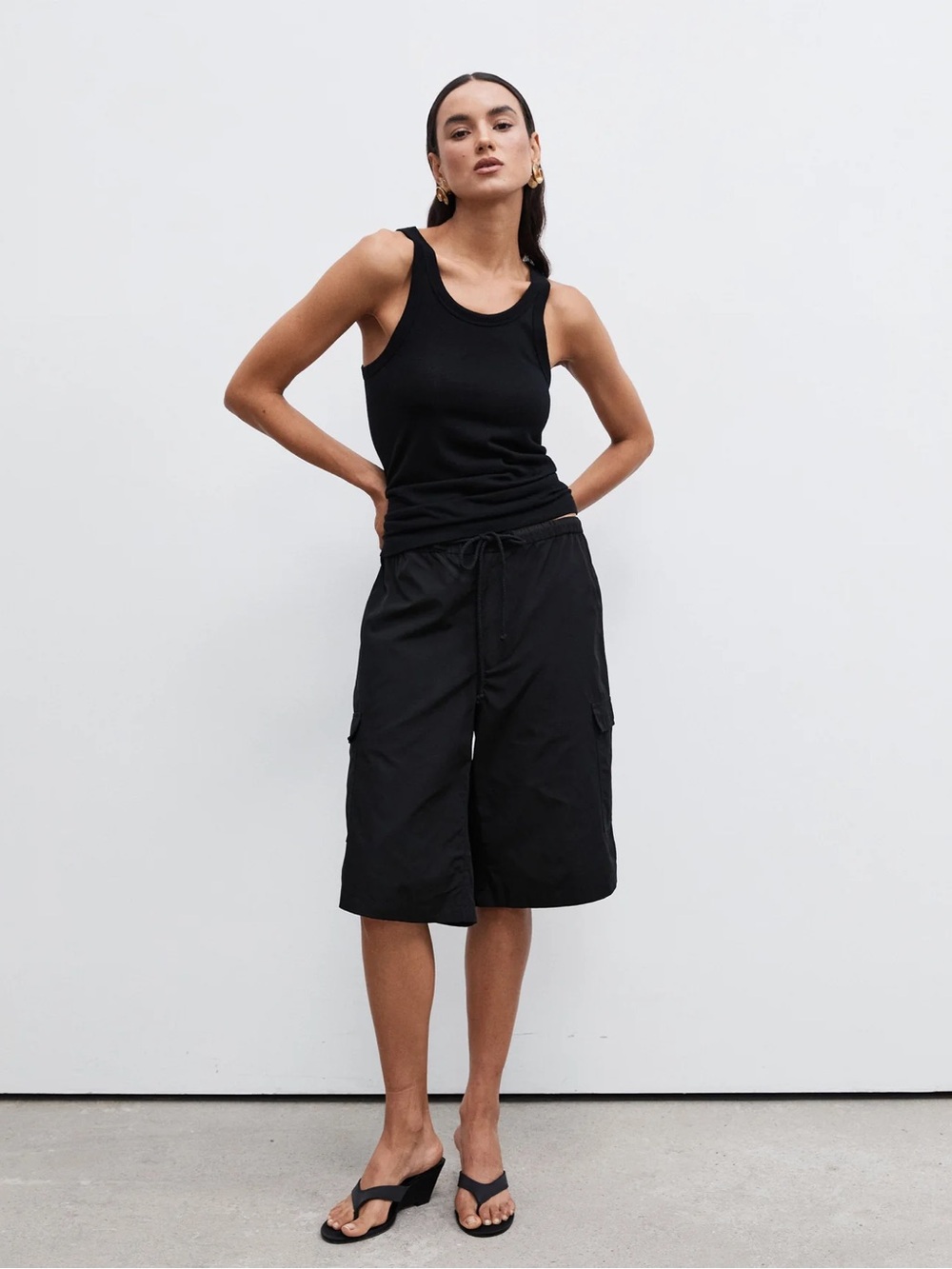 Local European Black BERMUDA PARACHUTE SHORT